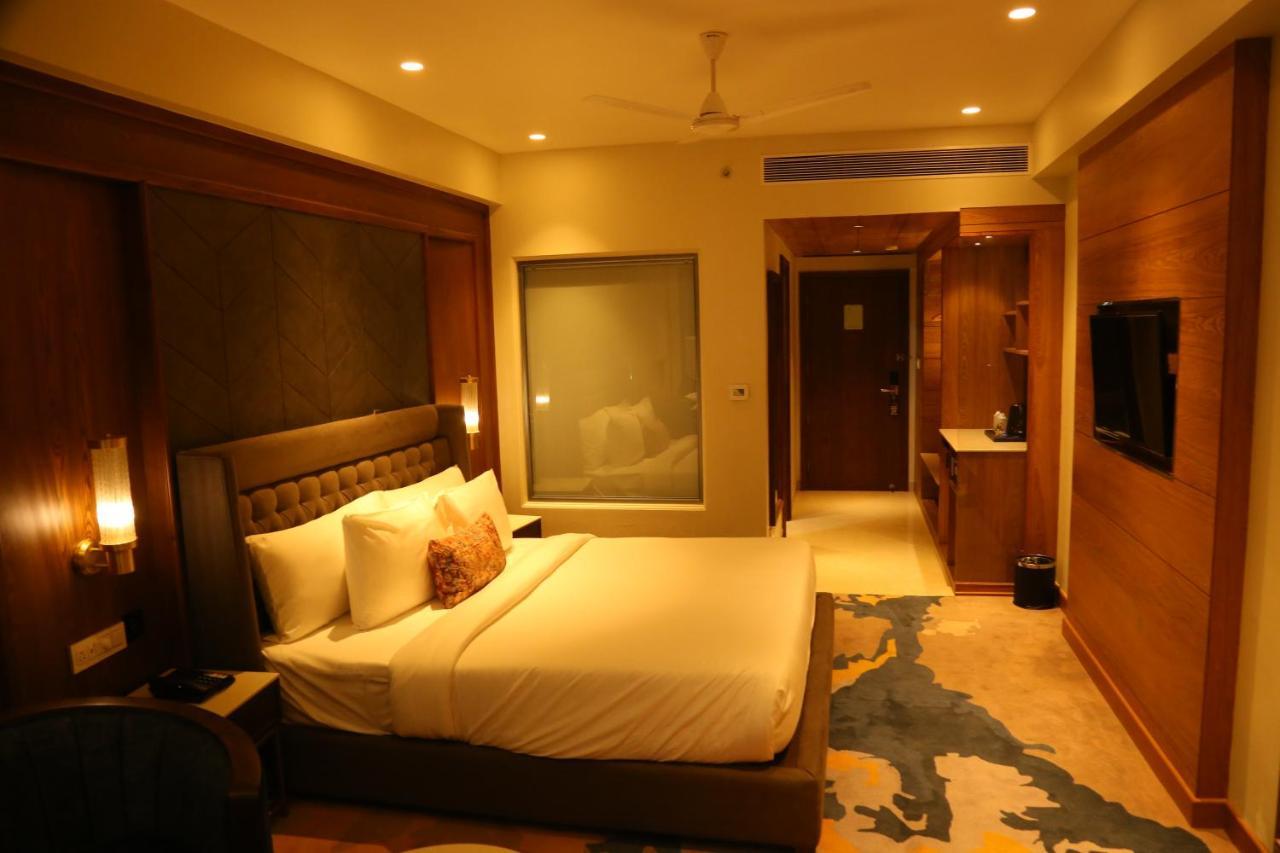 Dreamz Inn & Suites Zirakpur Dış mekan fotoğraf