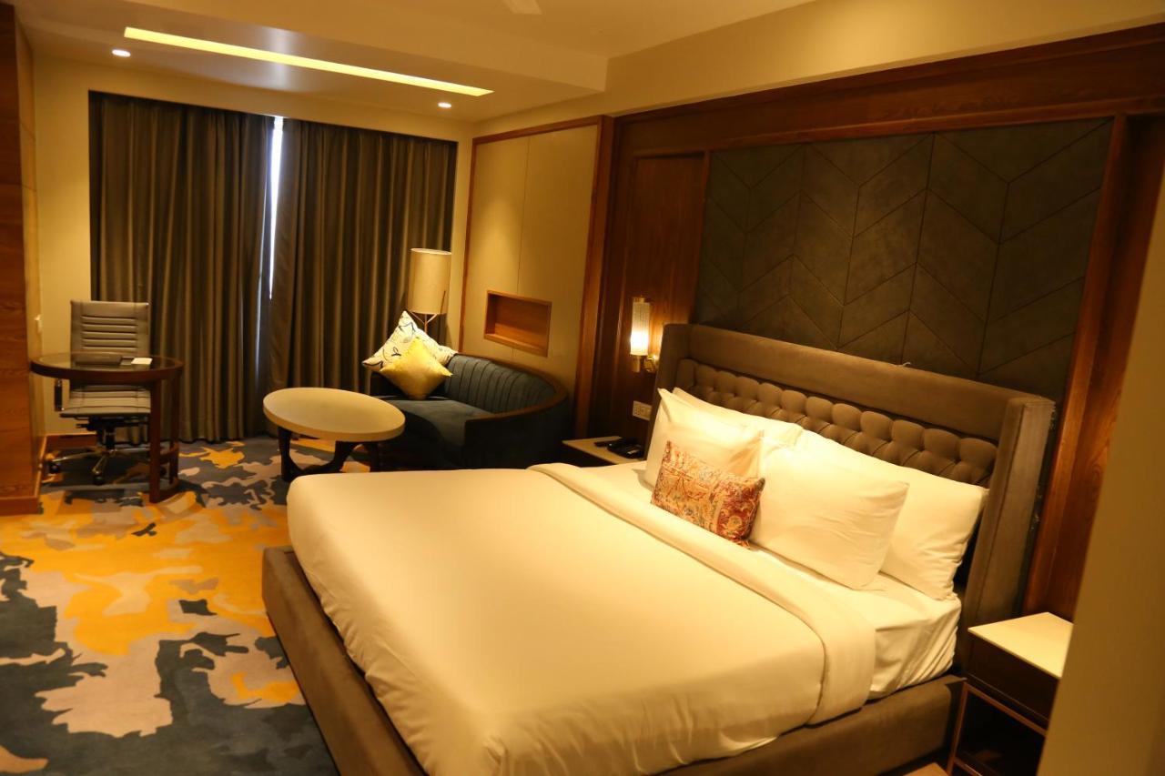 Dreamz Inn & Suites Zirakpur Dış mekan fotoğraf