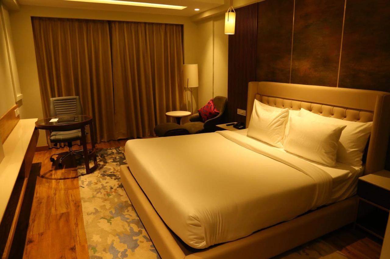 Dreamz Inn & Suites Zirakpur Dış mekan fotoğraf